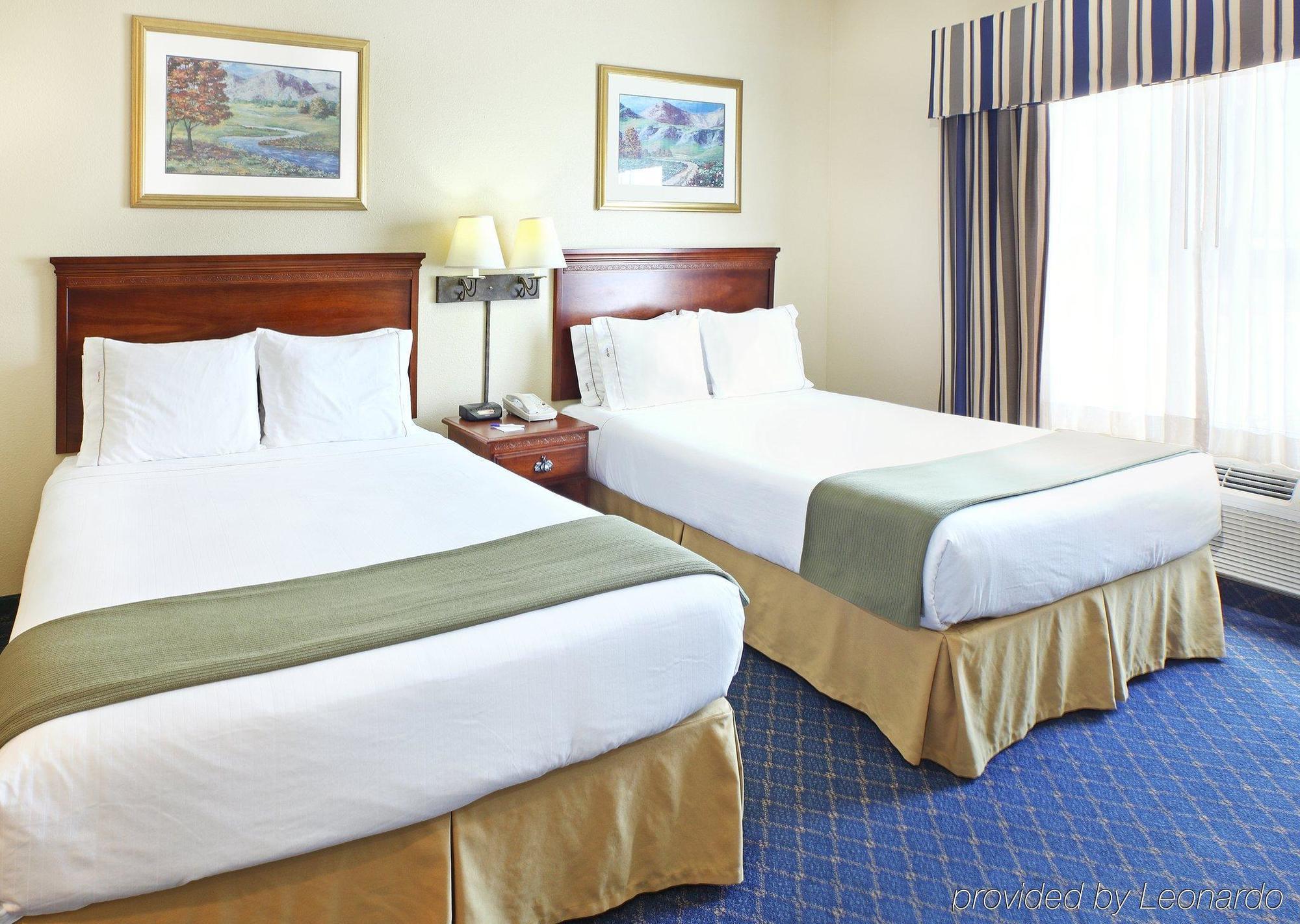 Holiday Inn Express Hotels & Suites Mountain Home By Ihg Номер фото