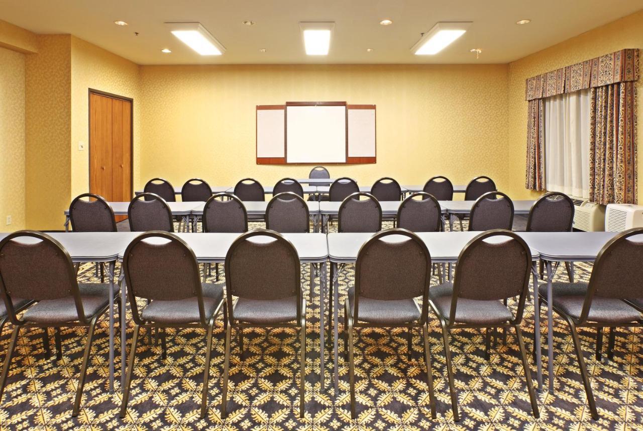 Holiday Inn Express Hotels & Suites Mountain Home By Ihg Экстерьер фото